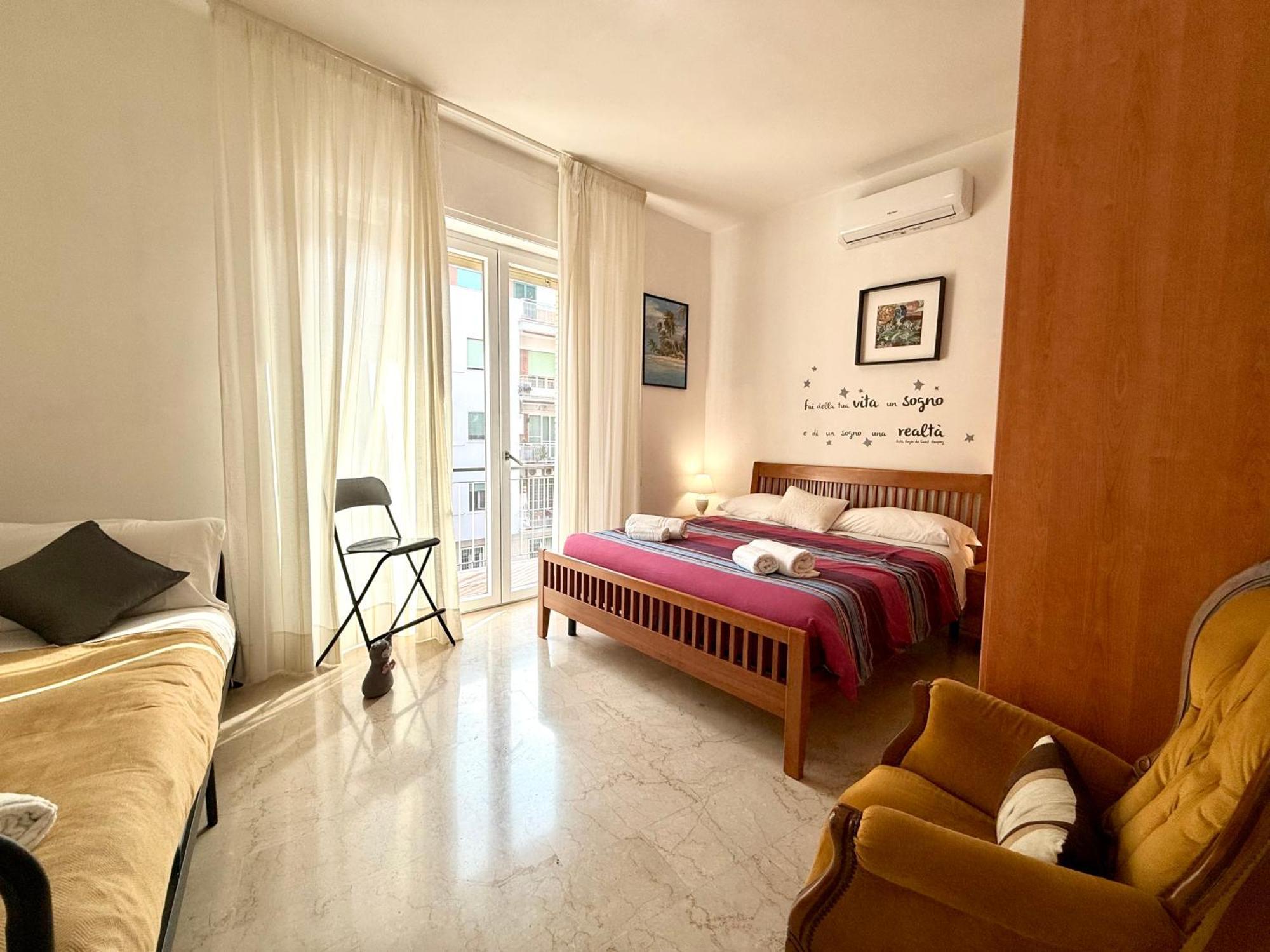 5 Min Da Metro San Paolo Apartment Rome Bagian luar foto